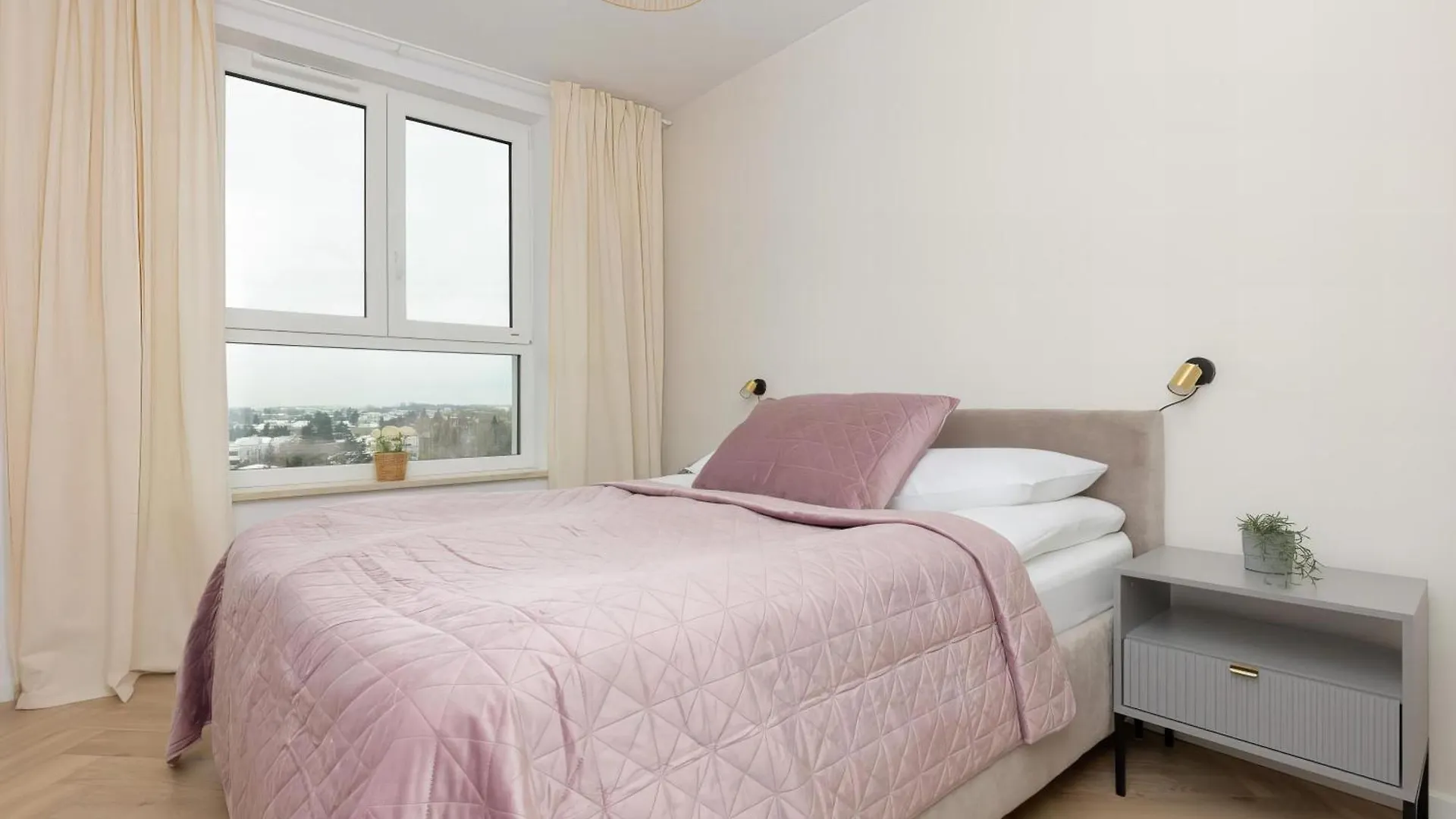 Apartment L27 Aparthotel Warsaw Poland