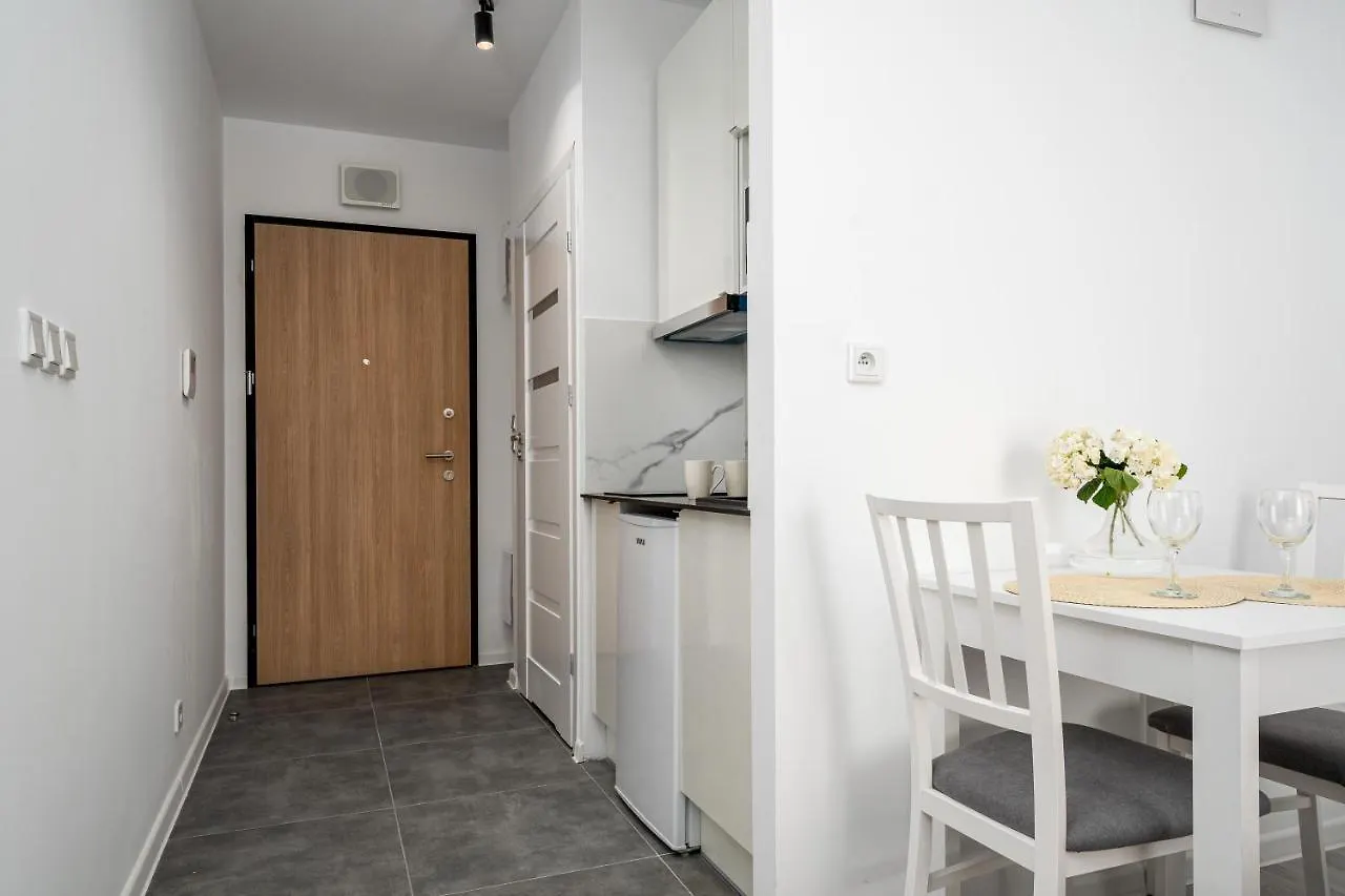 L27 Aparthotel Варшава